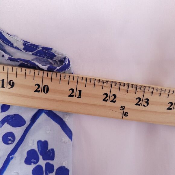 Farm Rio Blouse Large Floral Blue White Afternoon Breeze NWT - Picture 7 of 12